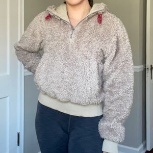 Lululemon Oh So Sherpa half zip jacket - small
